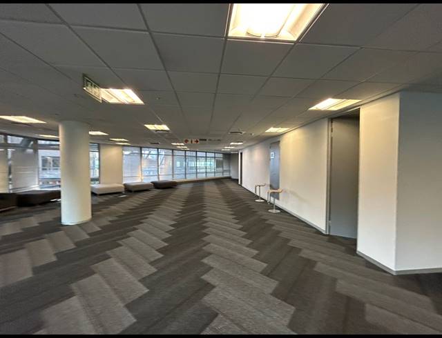431M² OFFICE TO LET IN SANDTON CENTRAL